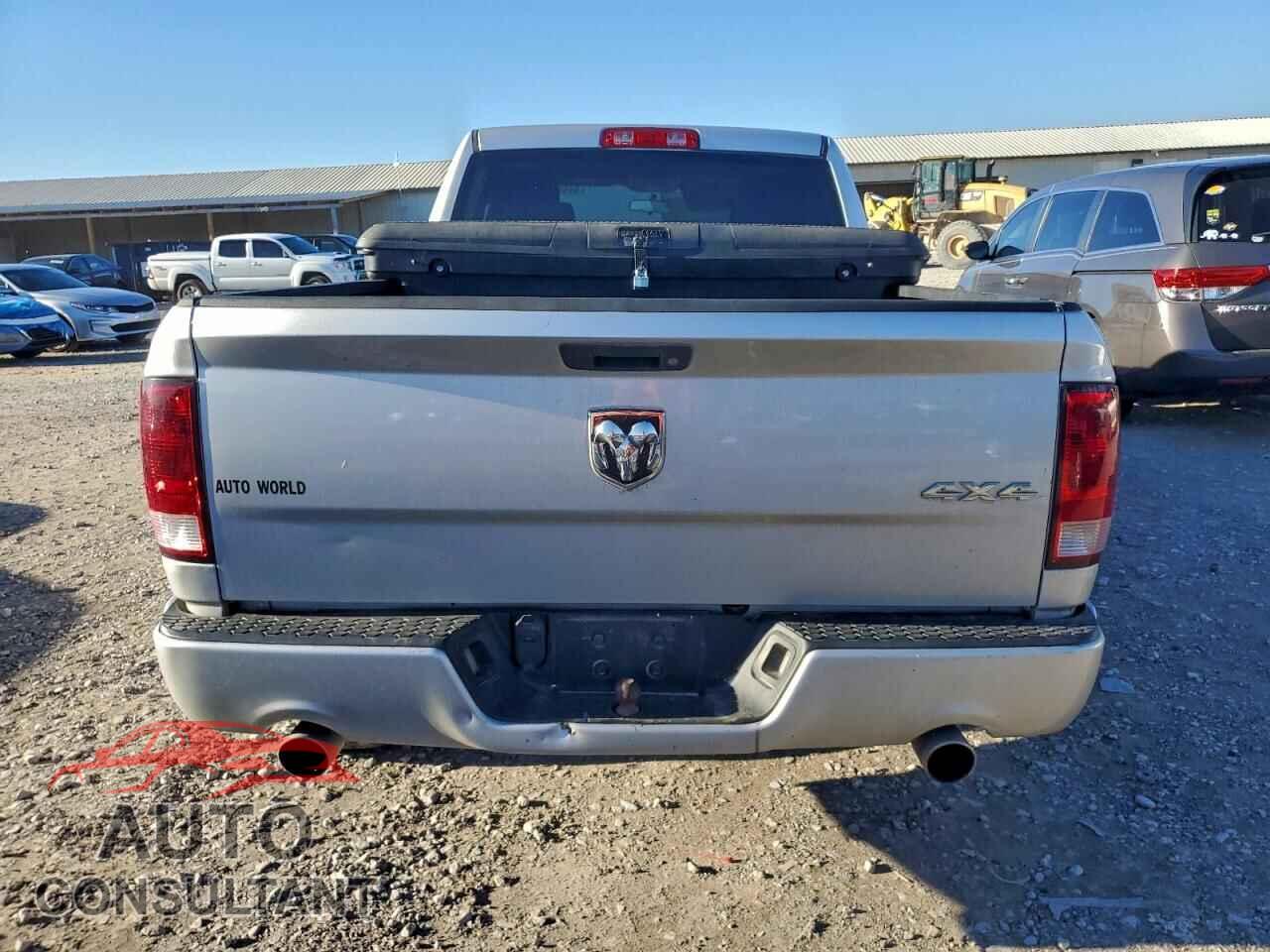 DODGE RAM 1500 2012 - 1C6RD7FT5CS349760