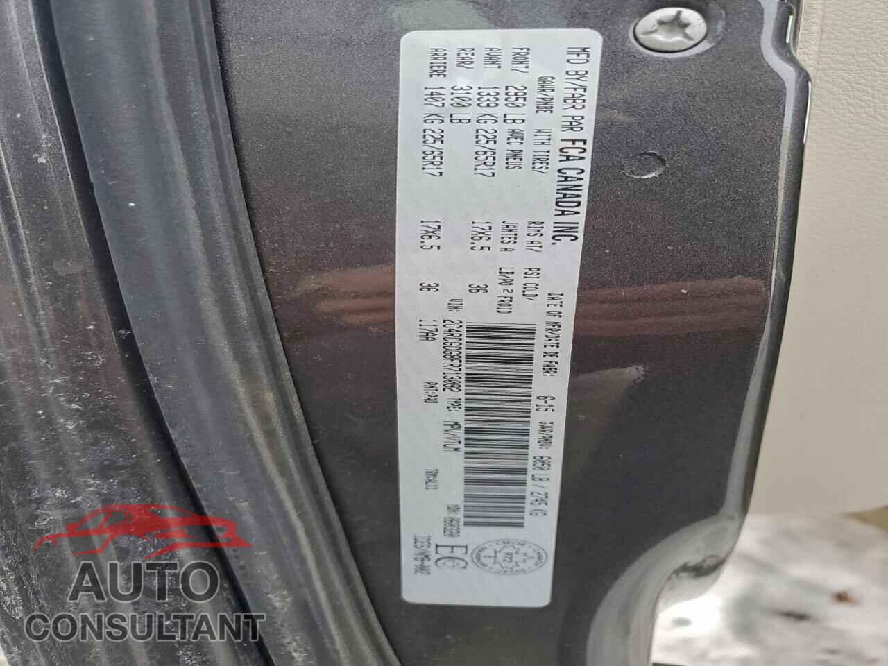 DODGE CARAVAN 2015 - 2C4RDGDG8FR713092