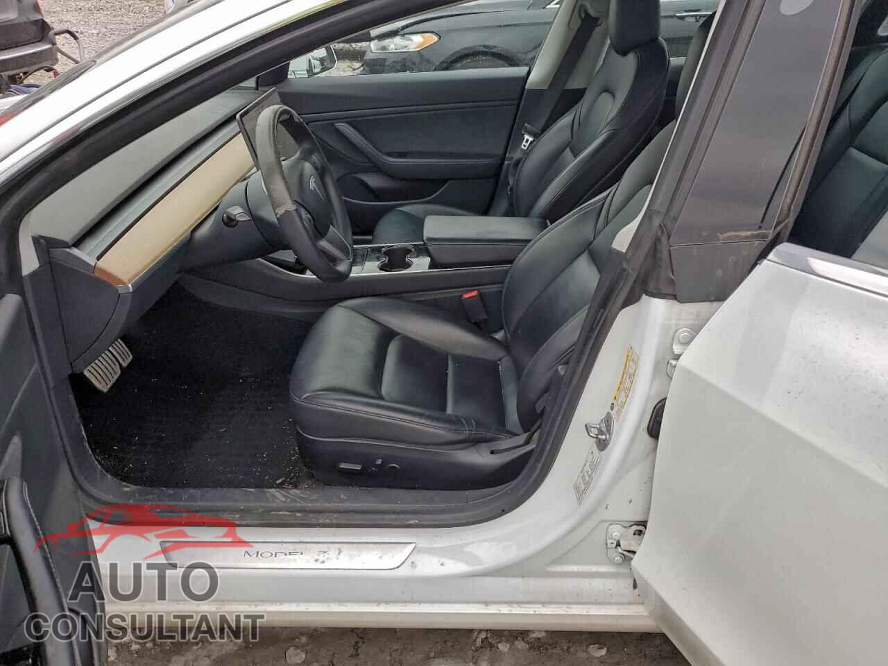TESLA MODEL 3 2020 - 5YJ3E1EC9LF791805