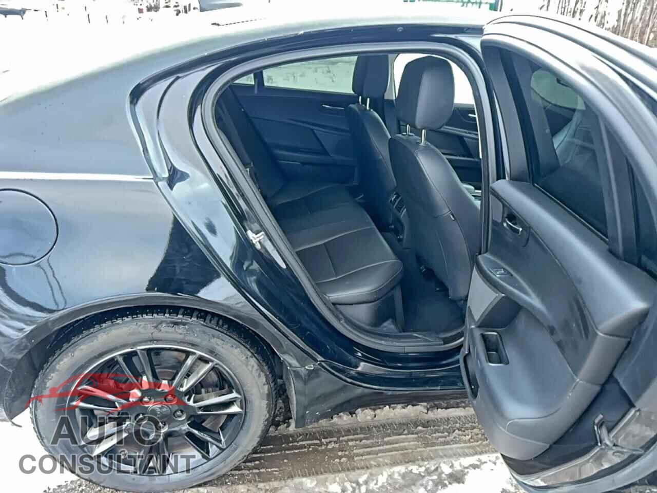 JAGUAR XE 2018 - SAJAJ4FX3JCP38714
