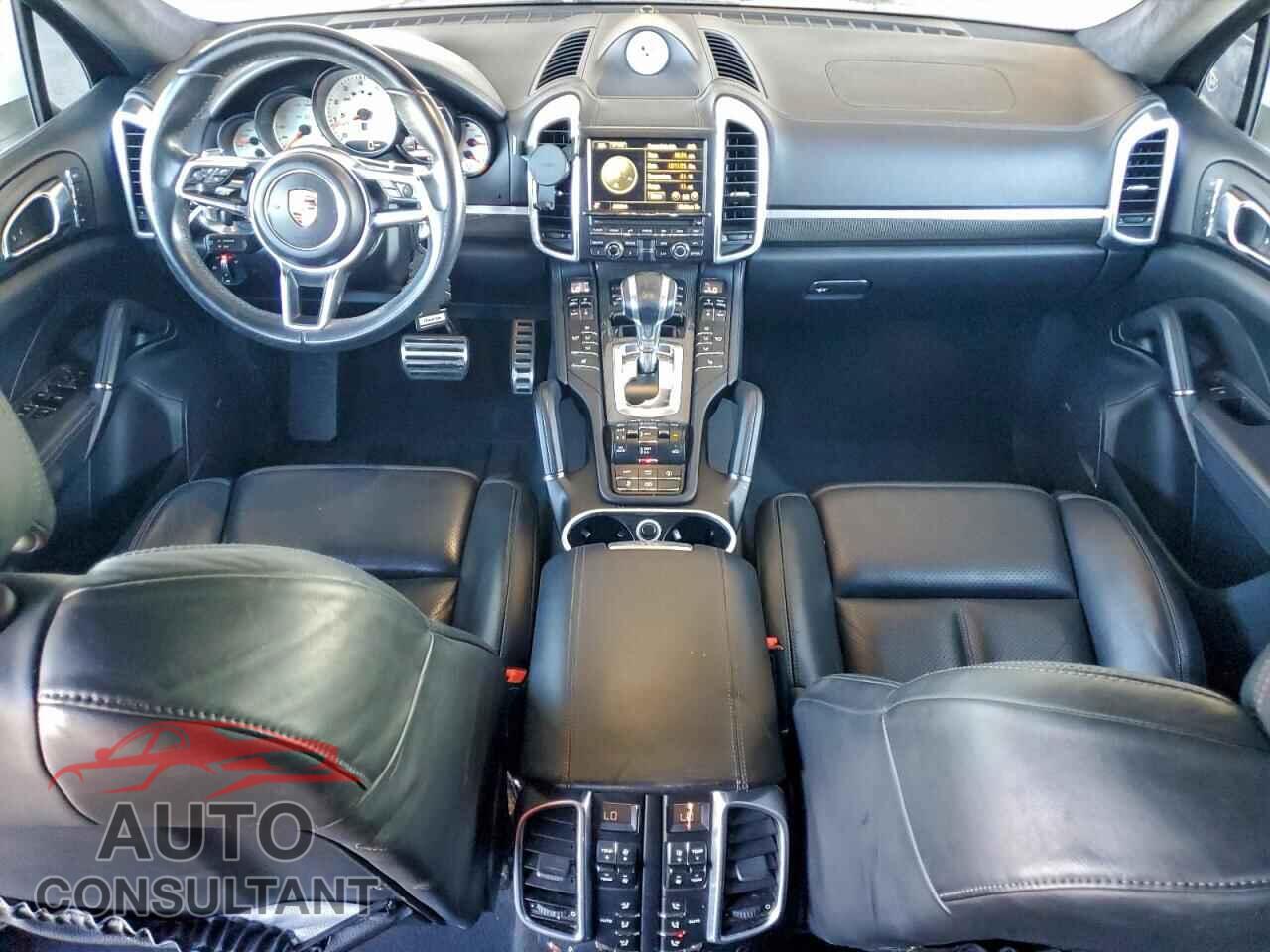 PORSCHE CAYENNE 2016 - WP1AD2A29GLA75162