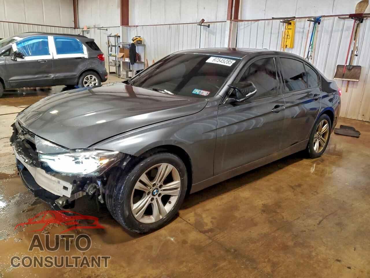 BMW 3 SERIES 2016 - WBA8E3G59GNU38467