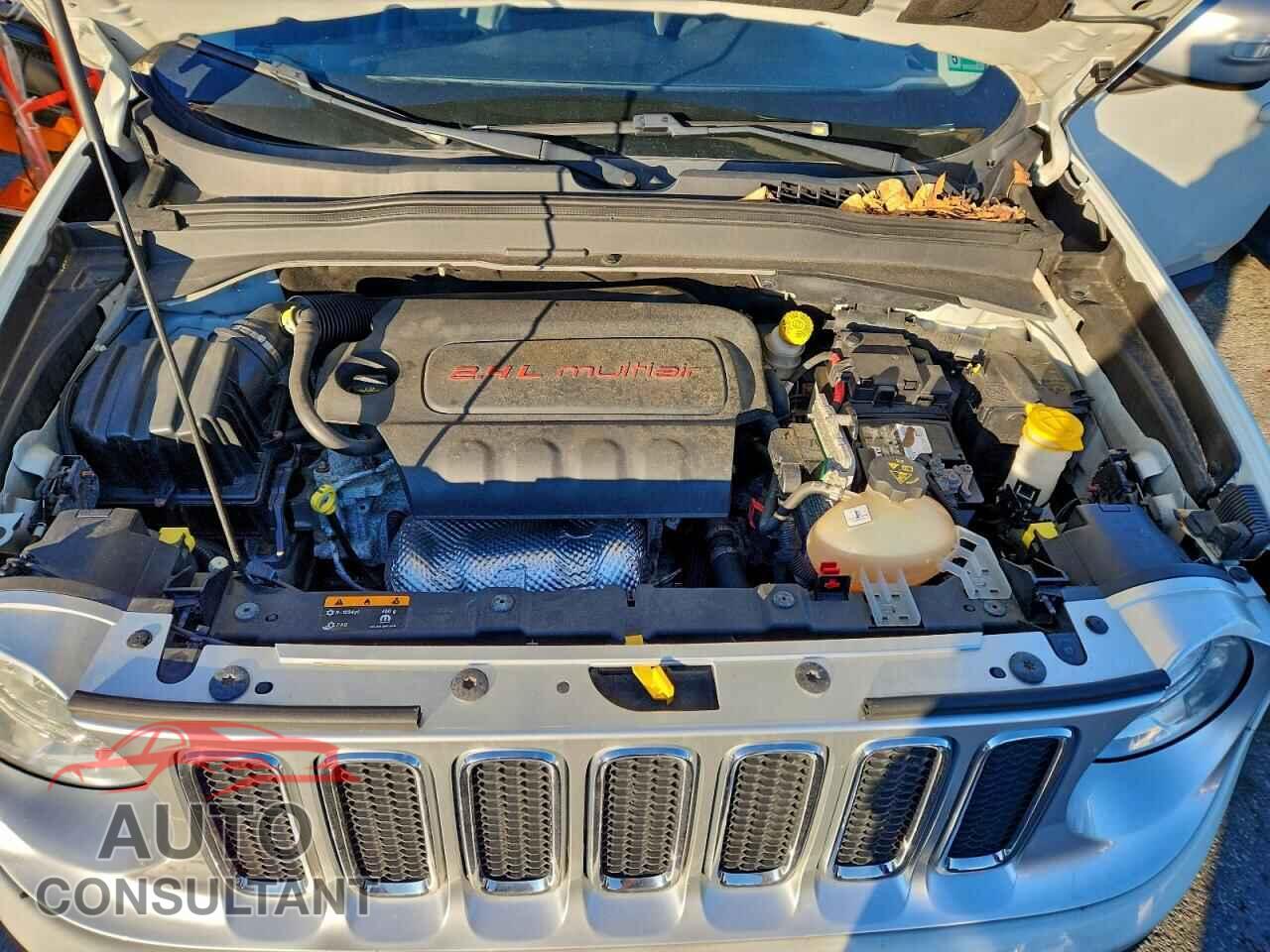 JEEP RENEGADE 2015 - ZACCJBDT1FPC28036