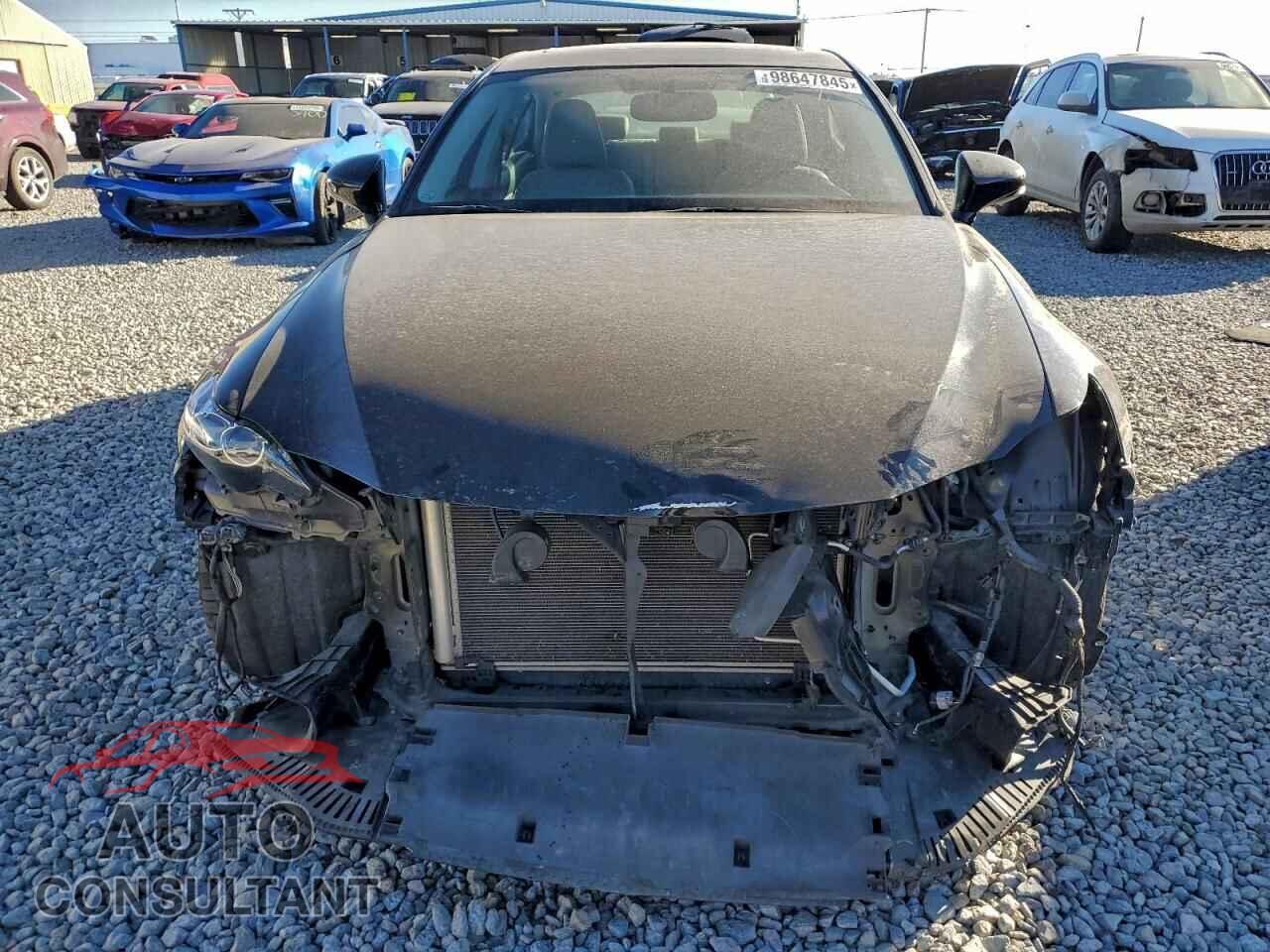 LEXUS IS 2015 - JTHCF1D24F5027483