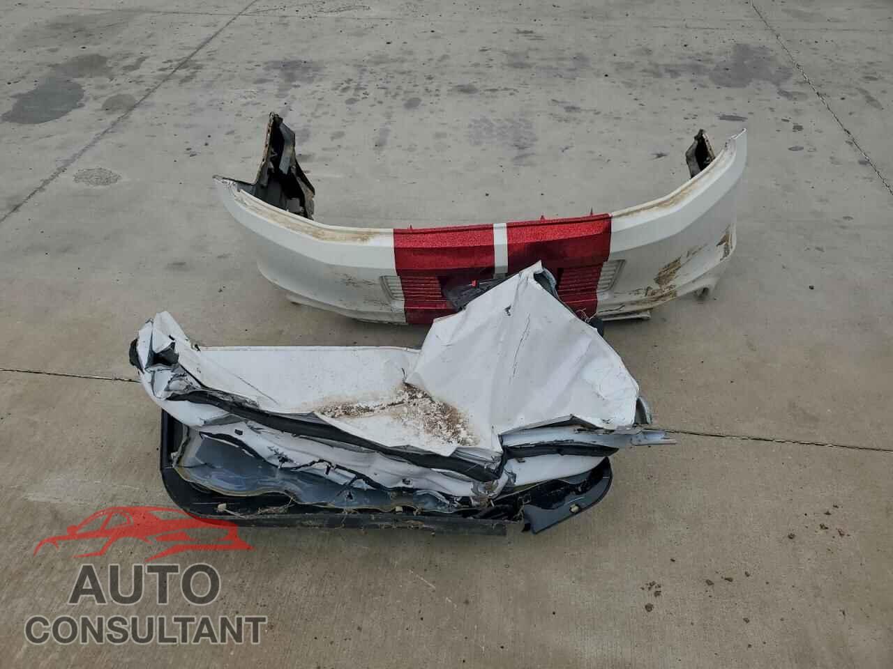FORD MUSTANG 2014 - 1ZVBP8CF2E5276433