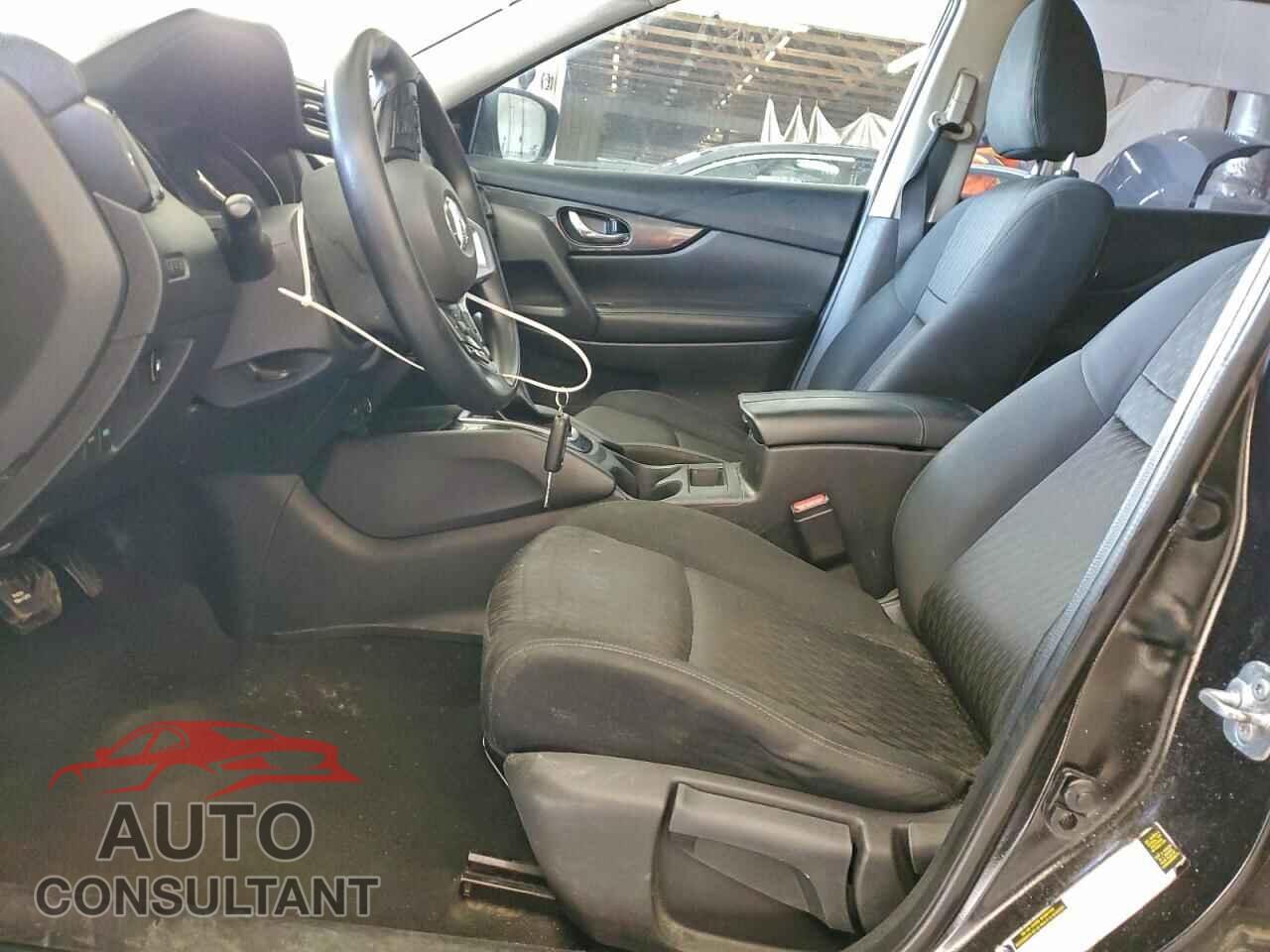 NISSAN ROGUE 2018 - KNMAT2MT9JP582619