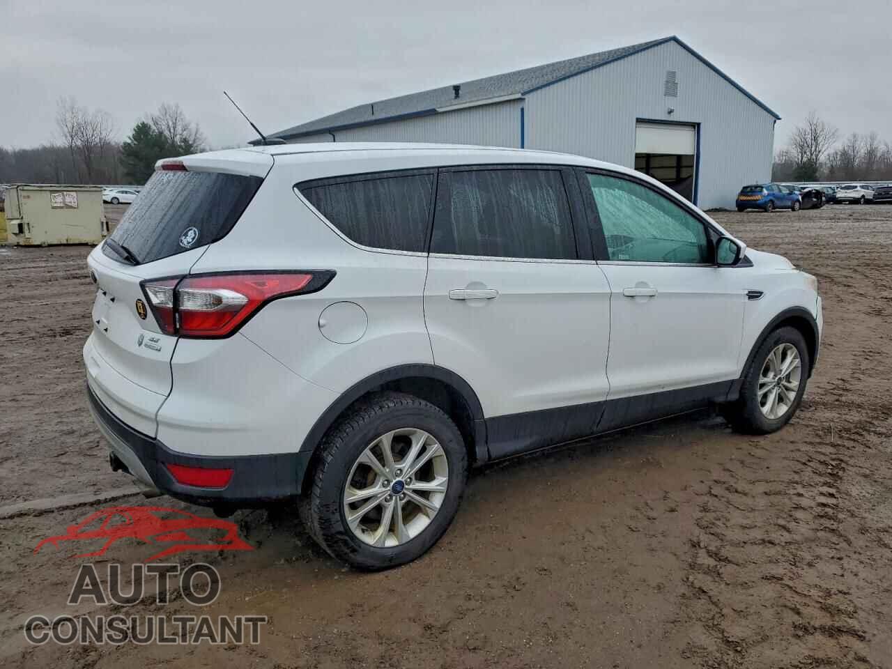 FORD ESCAPE 2017 - 1FMCU0GD1HUE31912