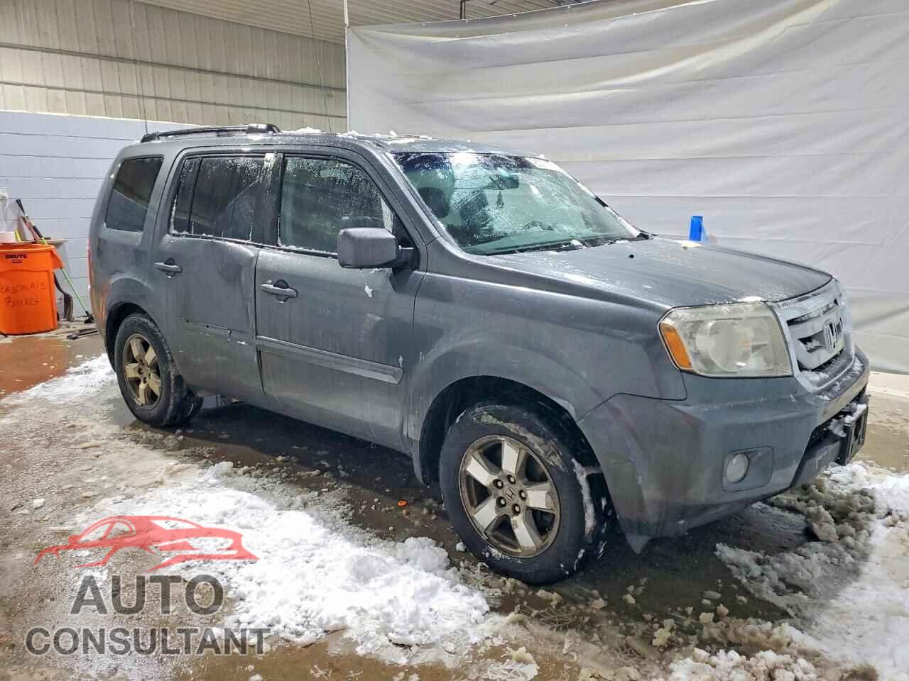 HONDA PILOT 2011 - 5FNYF4H55BB021682