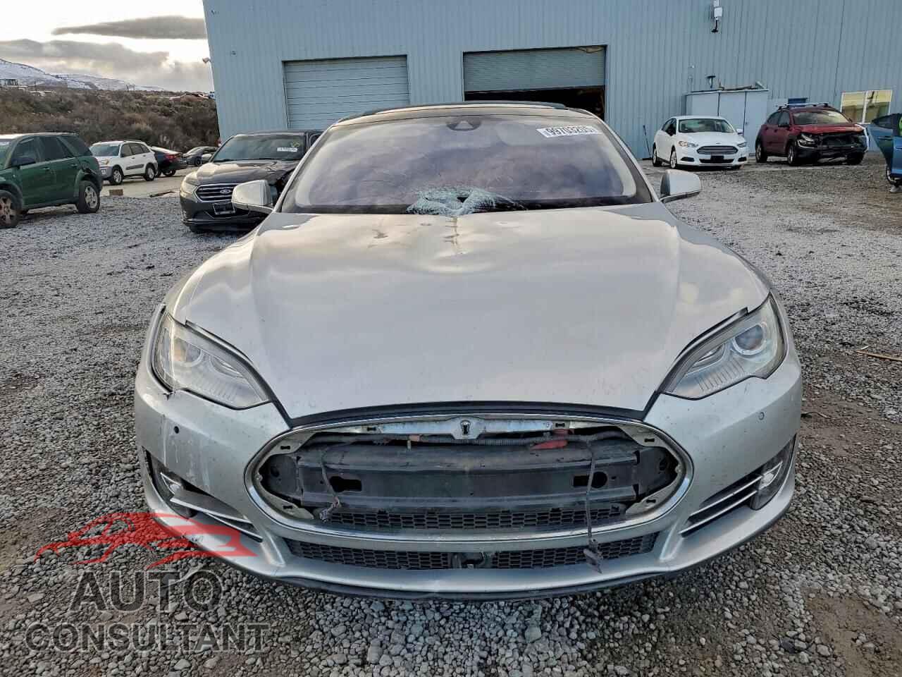 TESLA MODEL S 2015 - 5YJSA1H28FF080837
