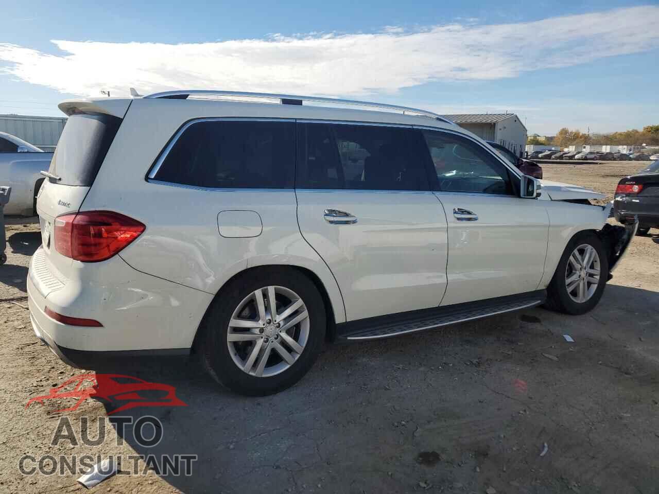 MERCEDES-BENZ GL-CLASS 2013 - 4JGDF7CE0DA151075