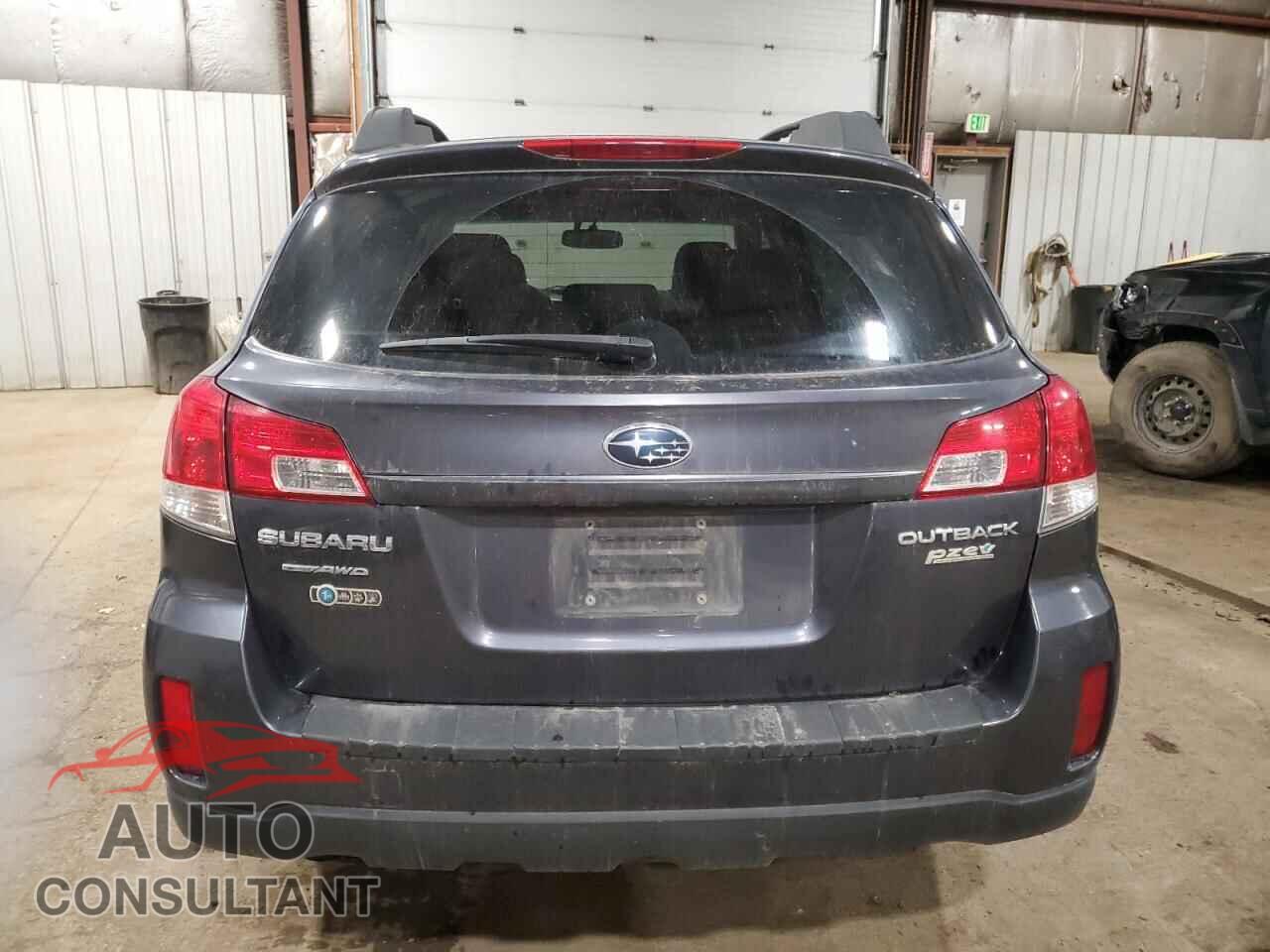 SUBARU OUTBACK 2010 - 4S4BRBKC8A3330465