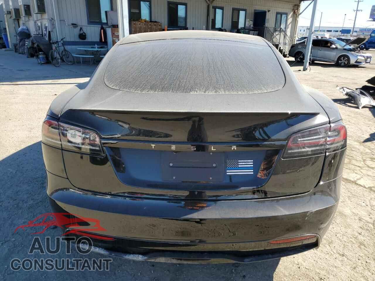 TESLA MODEL S 2024 - 5YJSA1E56RF537597