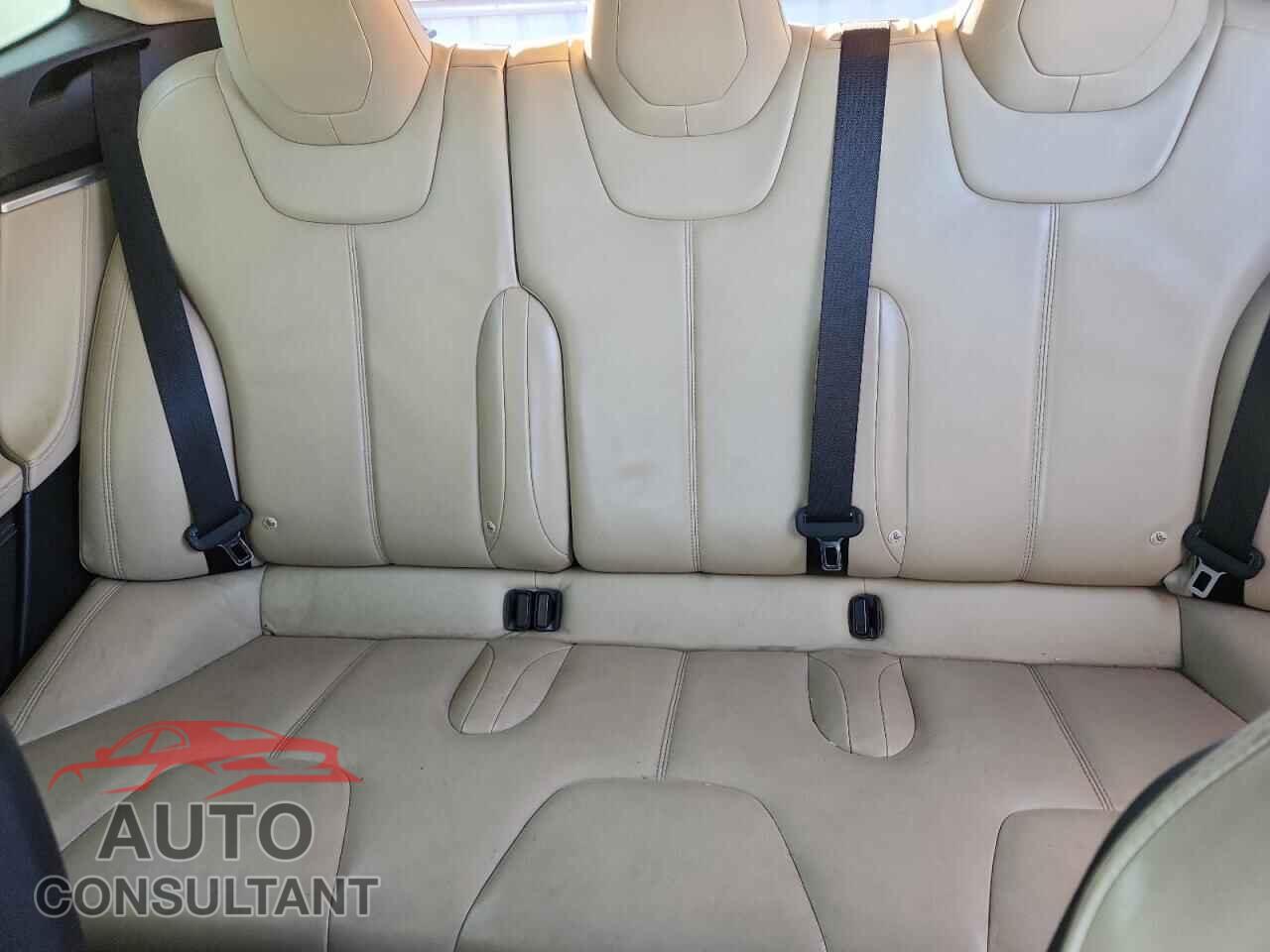 TESLA MODEL S 2014 - 5YJSA1S13EFP63690