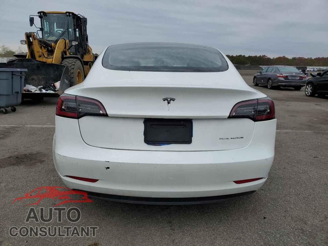 TESLA MODEL 3 2022 - 5YJ3E1EB2NF258723