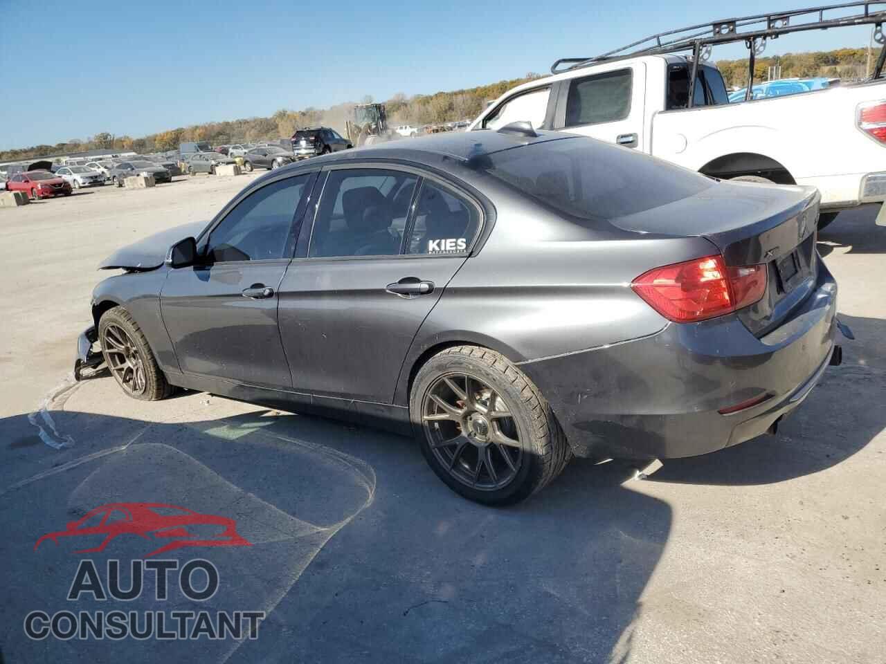 BMW 3 SERIES 2013 - WBA3B9C55DF140290