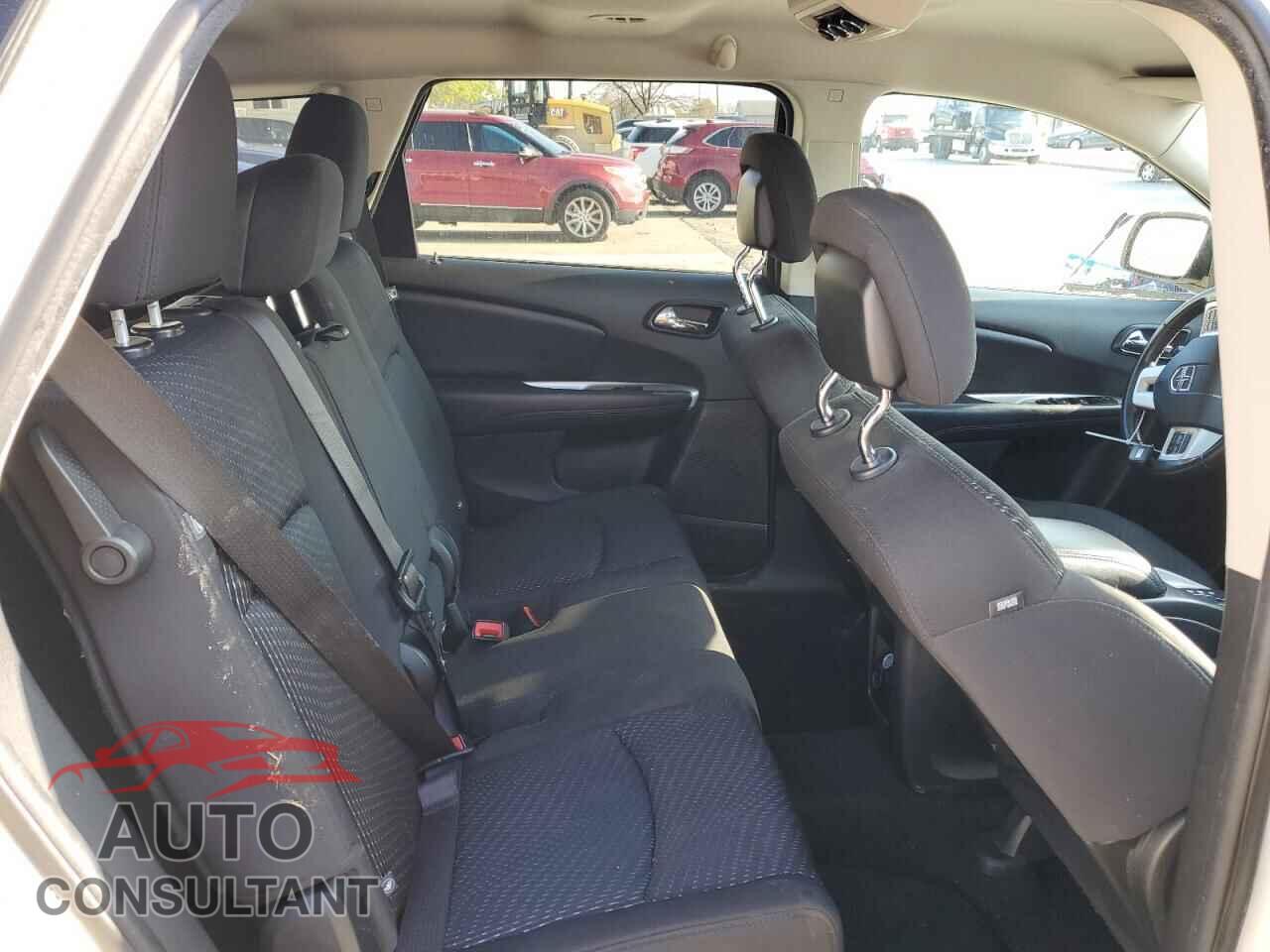 DODGE JOURNEY 2017 - 3C4PDCBB5HT563837