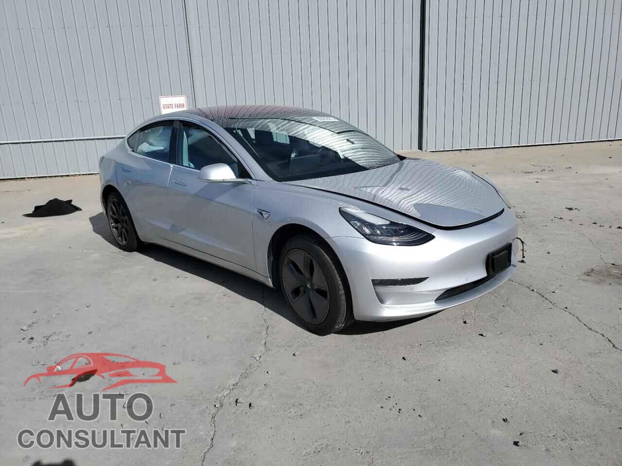 TESLA MODEL 3 2018 - 5YJ3E1EA8JF010381