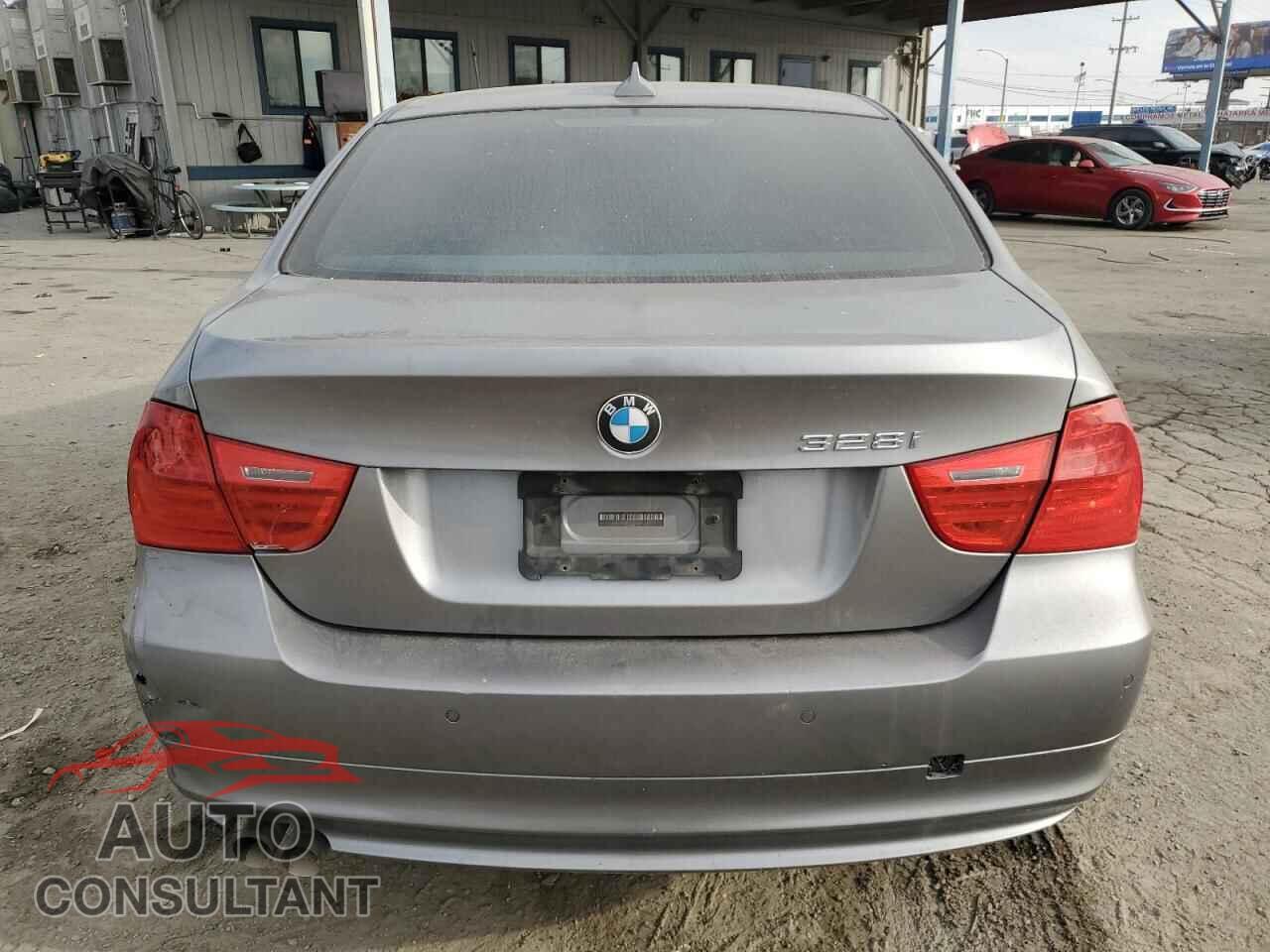 BMW 3 SERIES 2011 - WBAPH5G56BNM76262