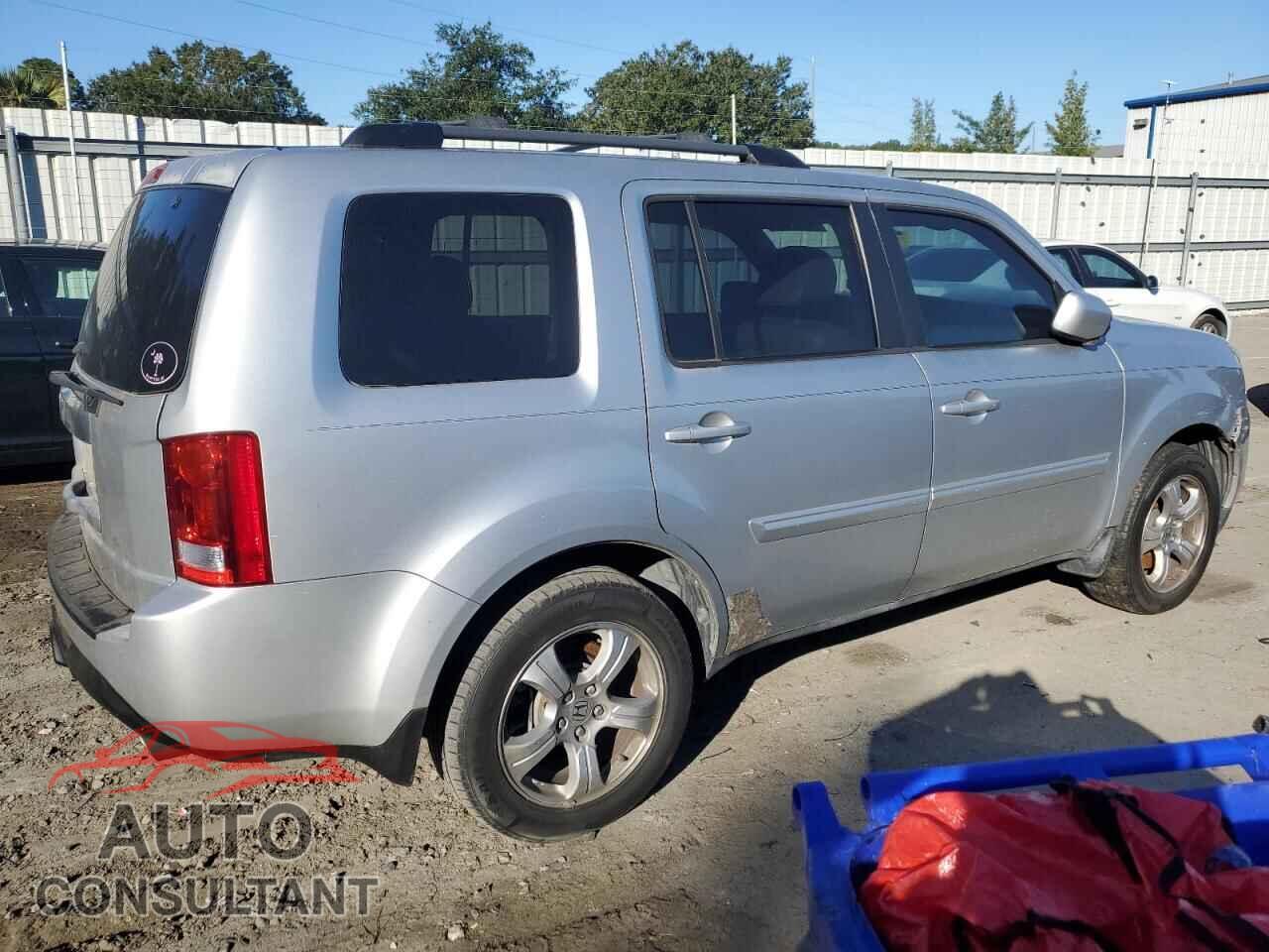 HONDA PILOT 2013 - 5FNYF3H69DB013669