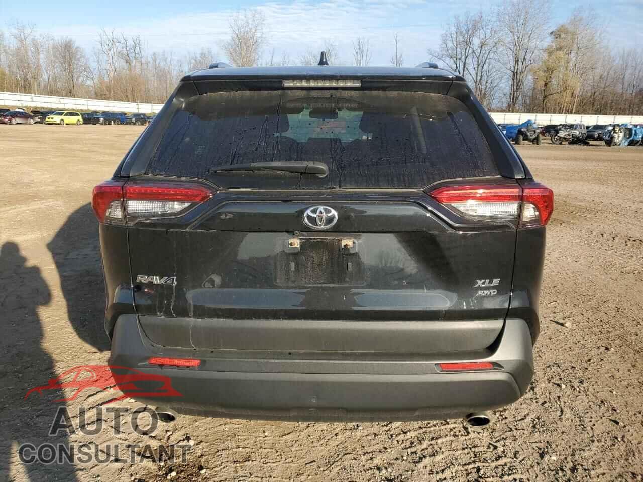 TOYOTA RAV4 2023 - JTMP1RFVXPD094734