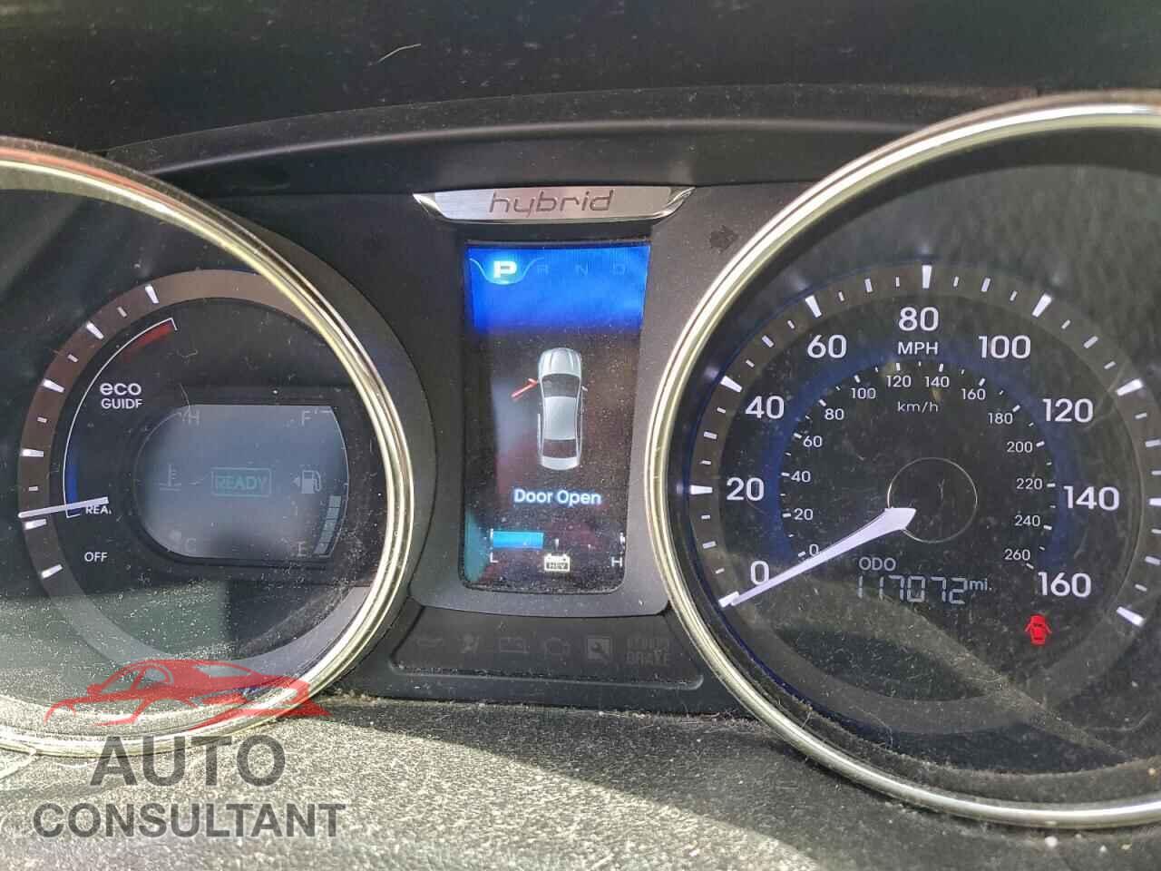 HYUNDAI SONATA 2011 - KMHEC4A49BA018544