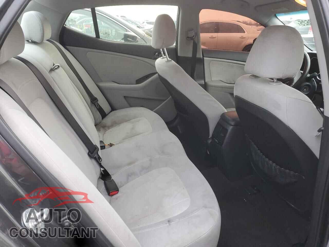 KIA OPTIMA 2011 - KNAGM4A73B5061996