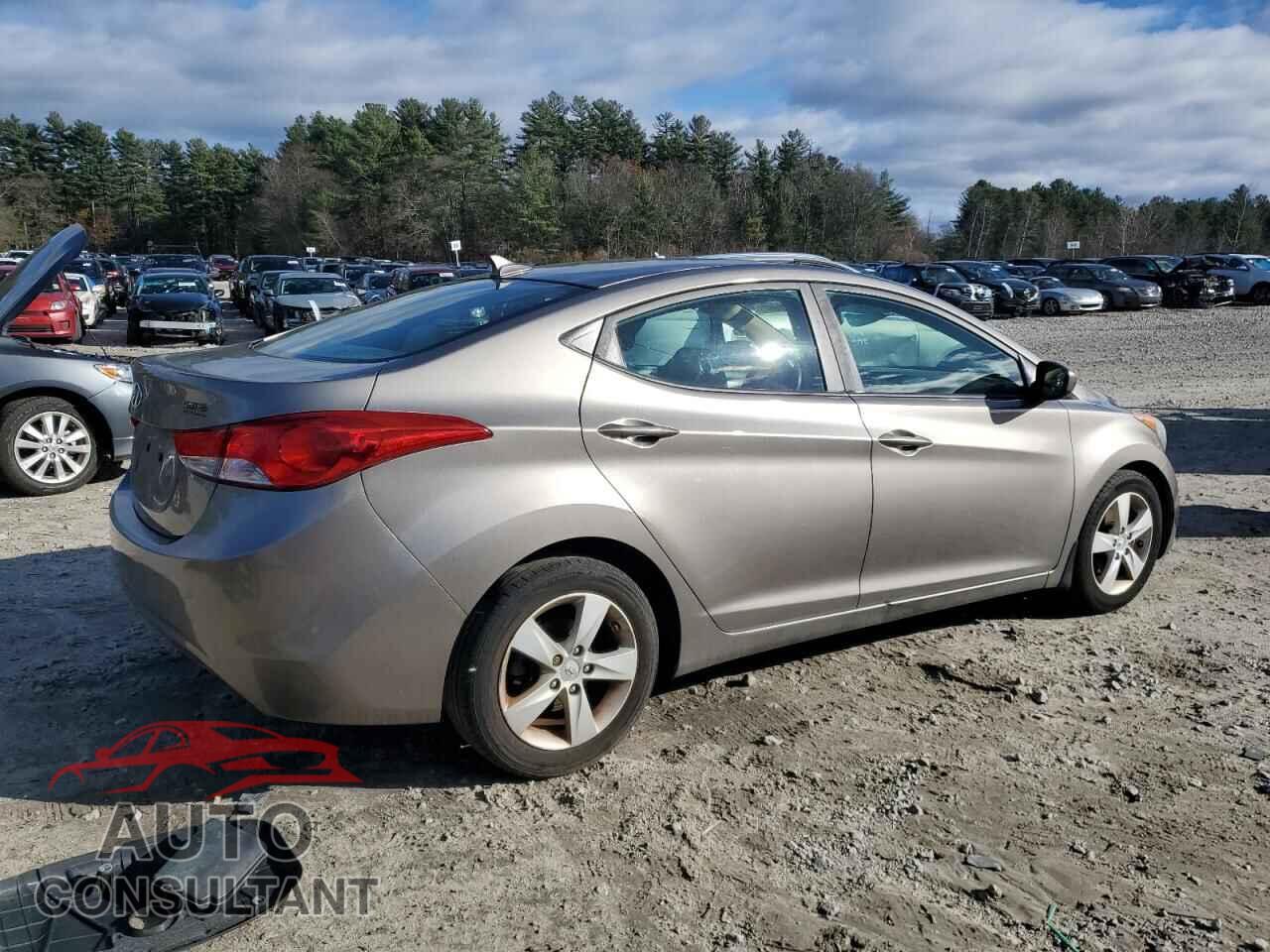 HYUNDAI ELANTRA 2013 - 5NPDH4AE8DH186763