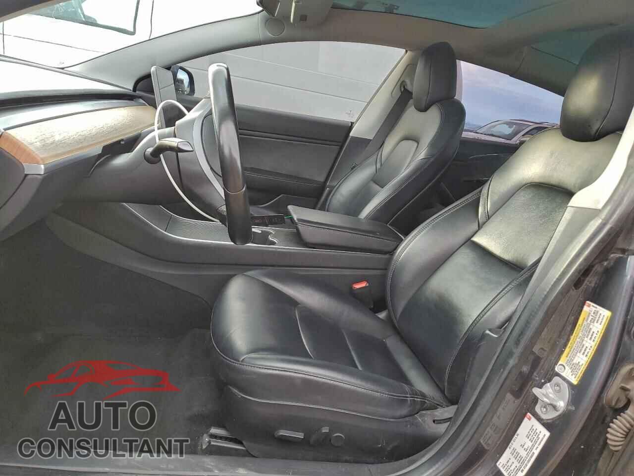 TESLA MODEL 3 2018 - 5YJ3E1EB3JF066530