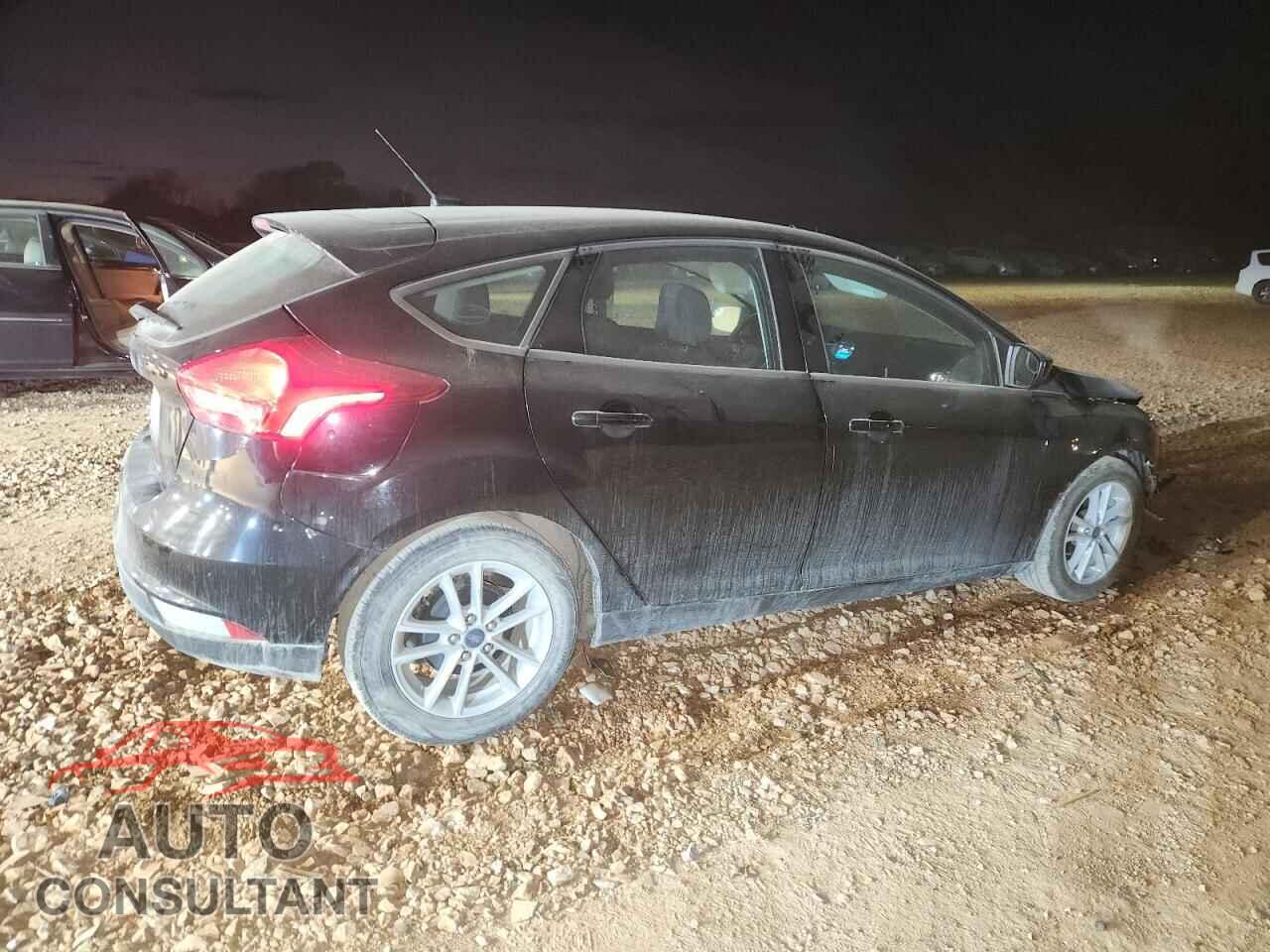 FORD FOCUS 2018 - 1FADP3K27JL201431