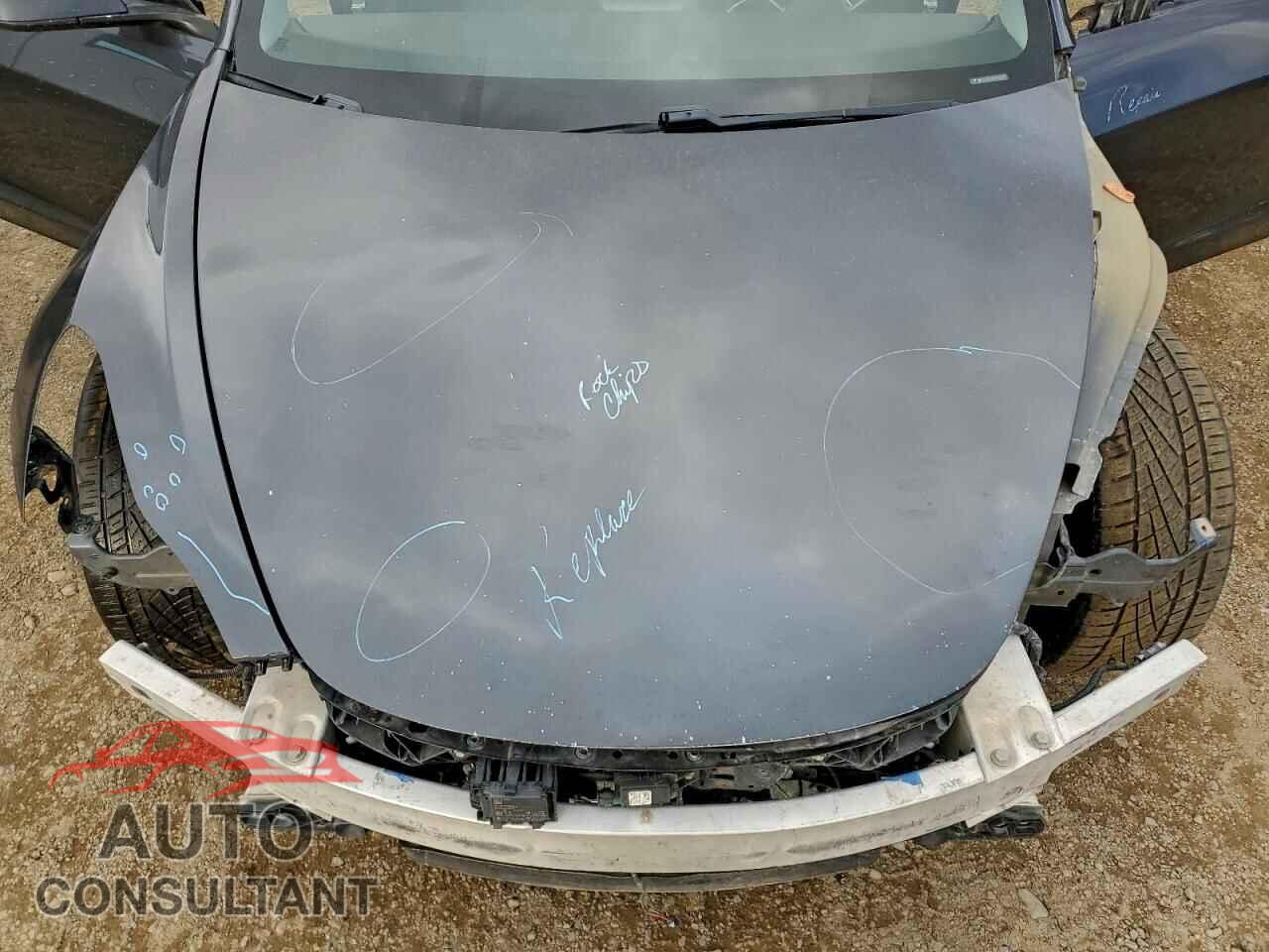 TESLA MODEL 3 2018 - 5YJ3E1EB3JF066530
