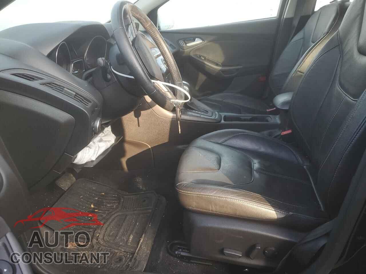 FORD FOCUS 2016 - 1FADP3K29GL370522