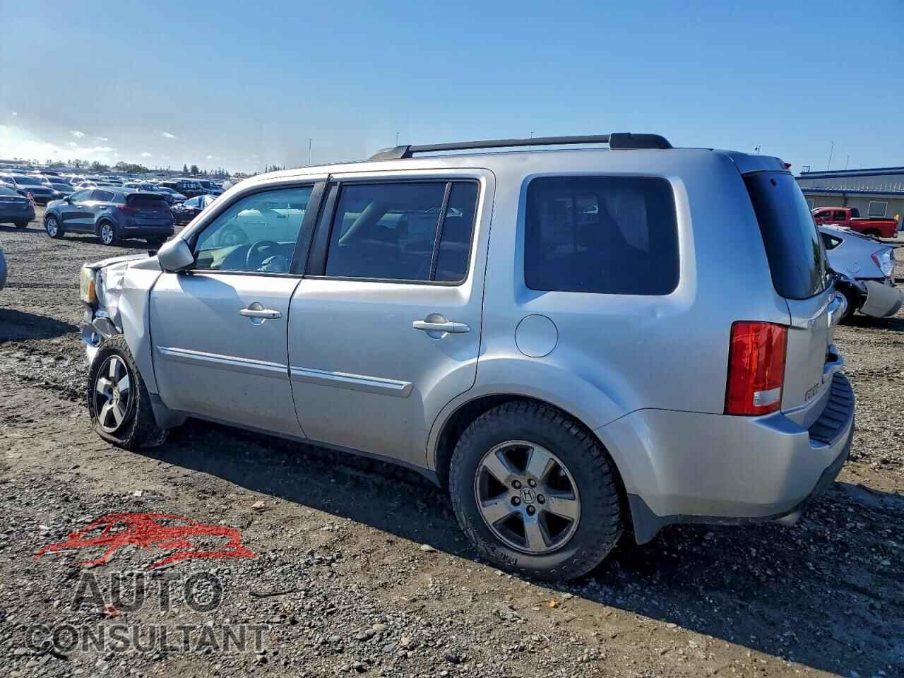 HONDA PILOT 2011 - 5FNYF4H56BB030486