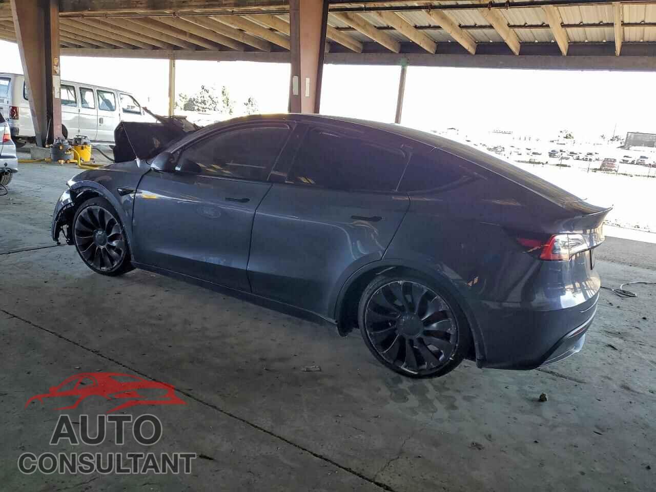 TESLA MODEL Y 2022 - 7SAYGDEF2NF547351