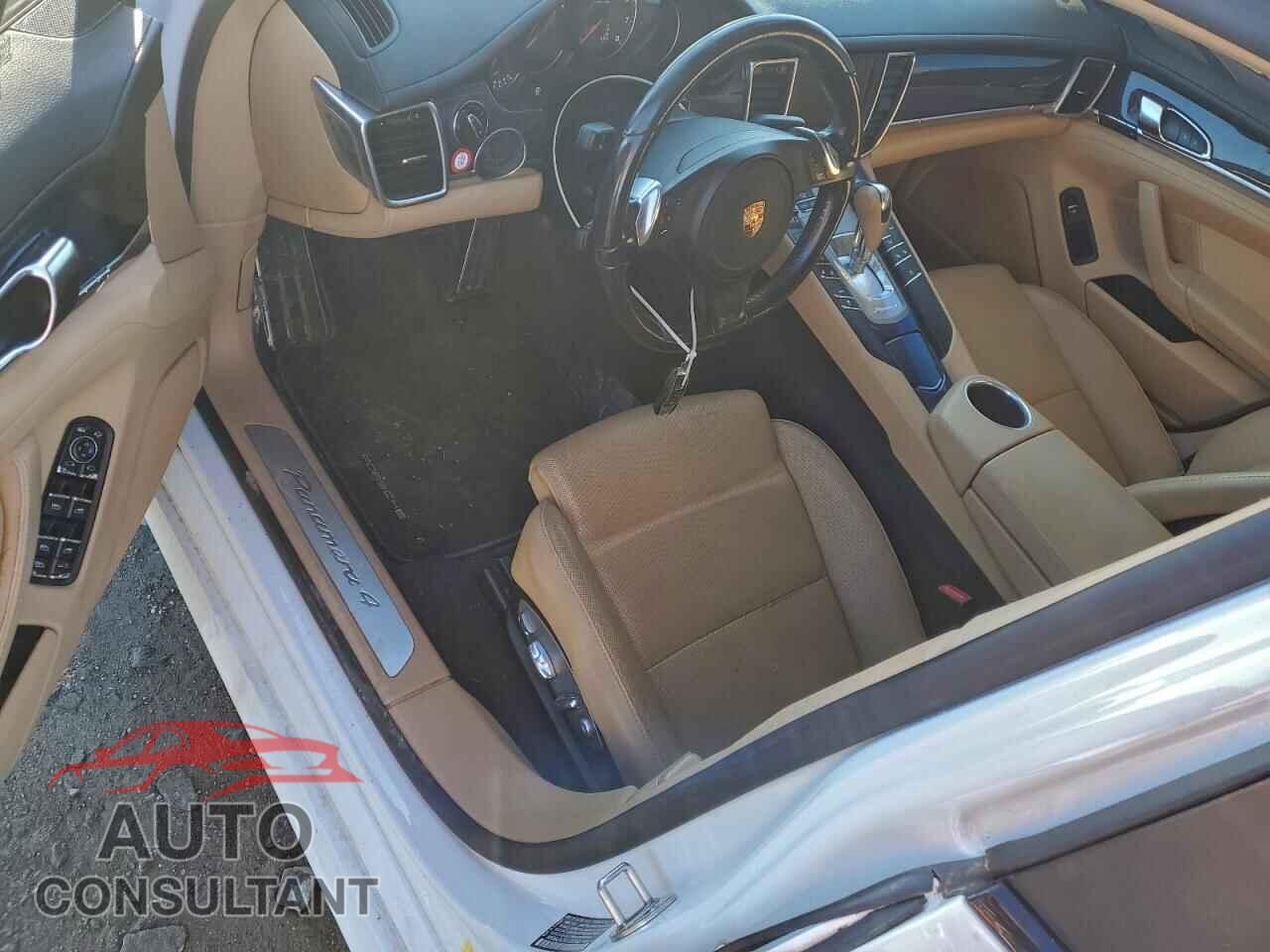 PORSCHE PANAMERA 2015 - WP0AA2A75FL007168