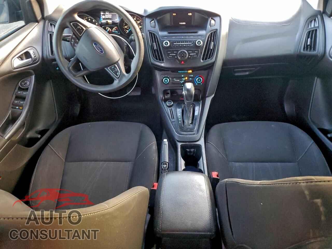 FORD FOCUS 2016 - 1FADP3F2XGL271671