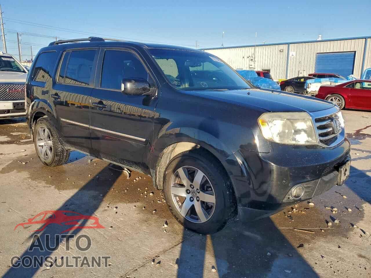 HONDA PILOT 2013 - 5FNYF4H96DB081895