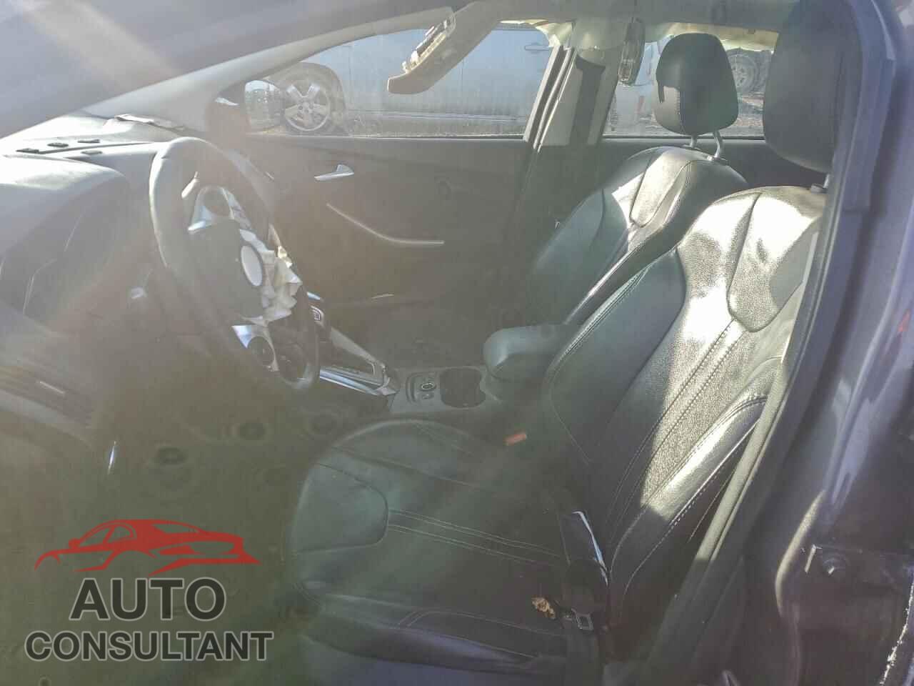 FORD FOCUS 2012 - 1FAHP3M25CL261919