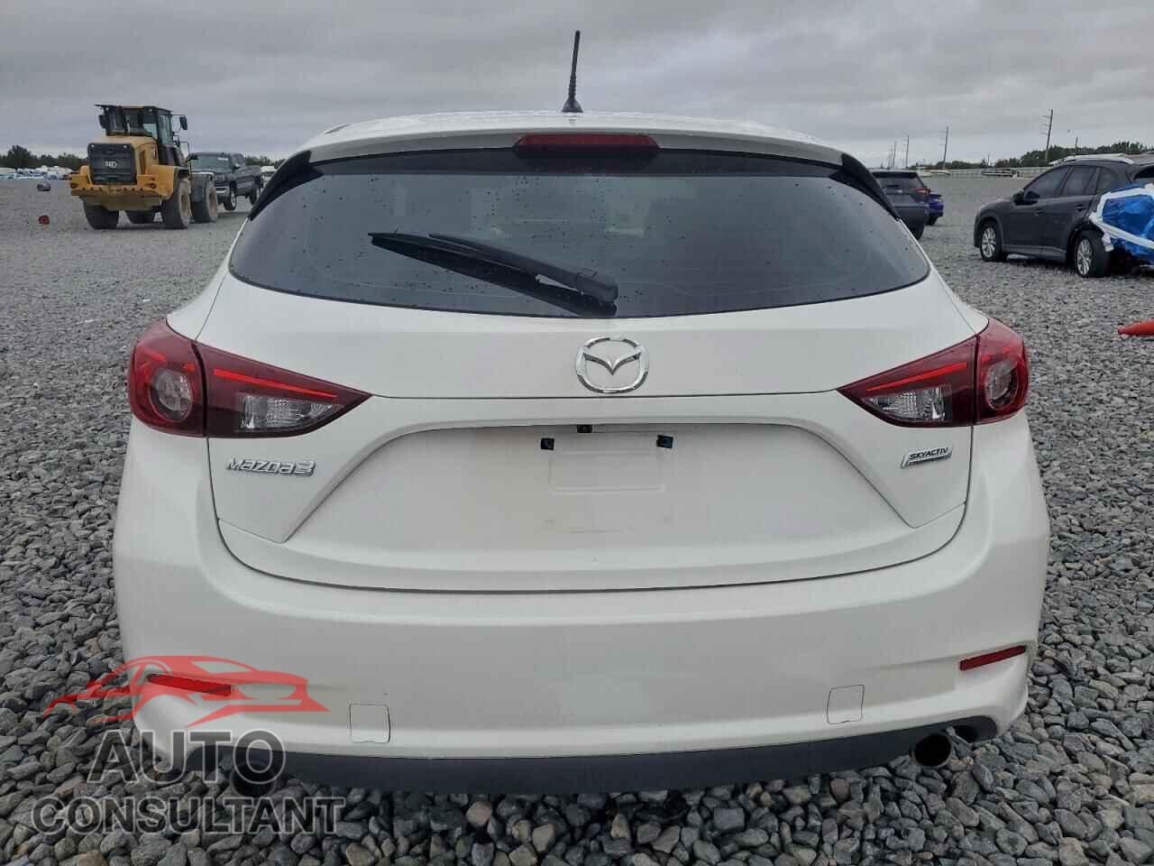MAZDA 3 2017 - 3MZBN1L77HM133871