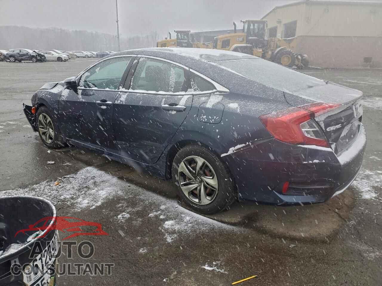 HONDA CIVIC 2019 - 2HGFC2F60KH592881