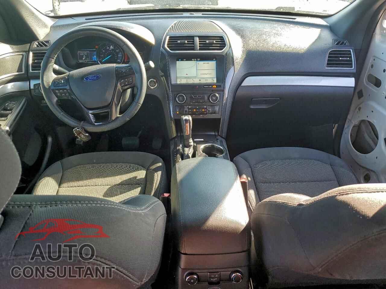 FORD EXPLORER 2017 - 1FM5K7D89HGD79345