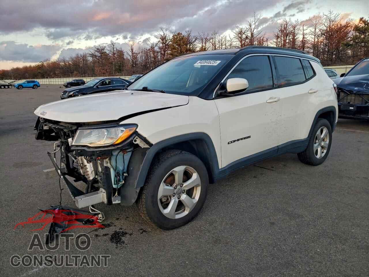JEEP COMPASS 2018 - 3C4NJDBB7JT435398