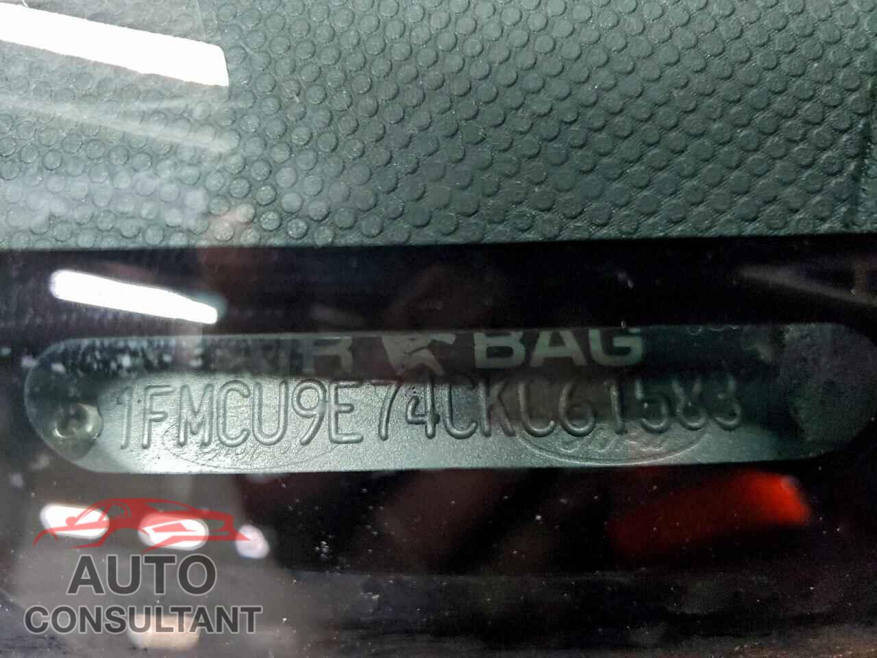 FORD ESCAPE 2012 - 1FMCU9E74CKC61583