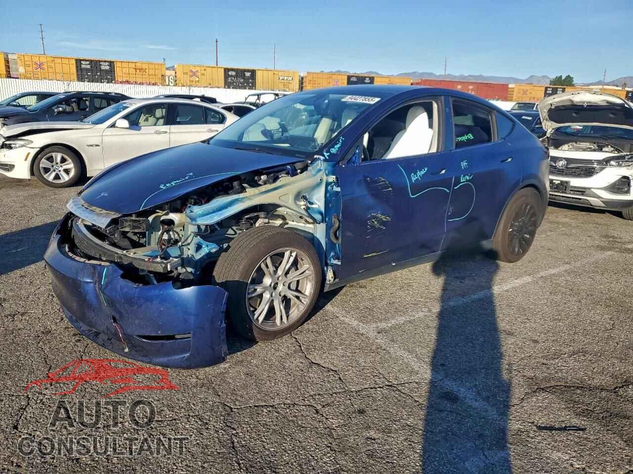 TESLA MODEL Y 2023 - 7SAYGDEE1PF895636