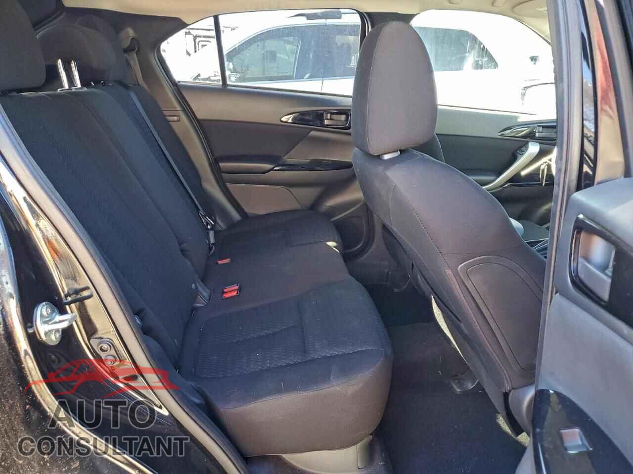 MITSUBISHI ECLIPSE 2024 - JA4ATVAA2RZ002061