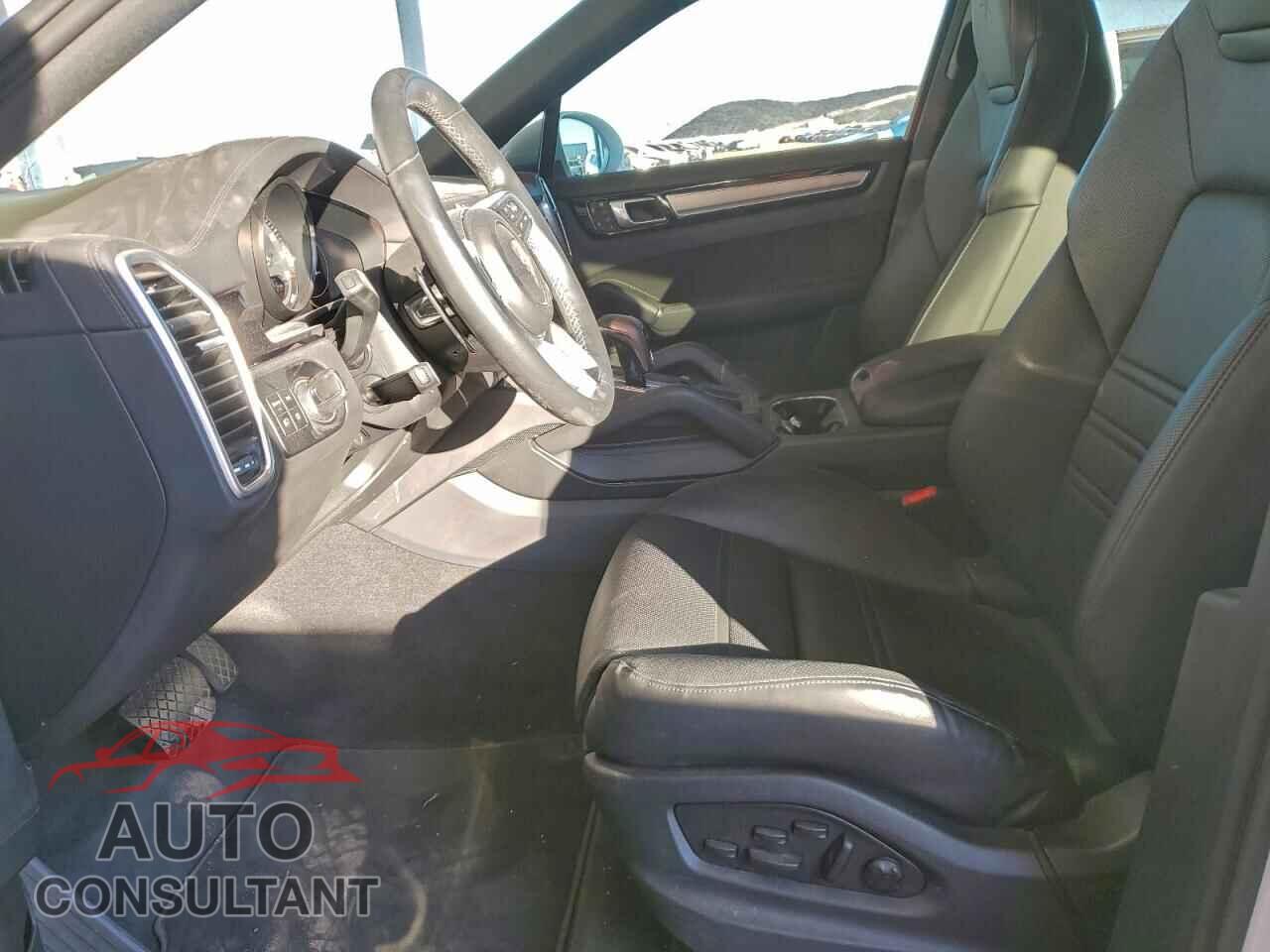 PORSCHE CAYENNE 2023 - WP1BE2AYXPDA28500