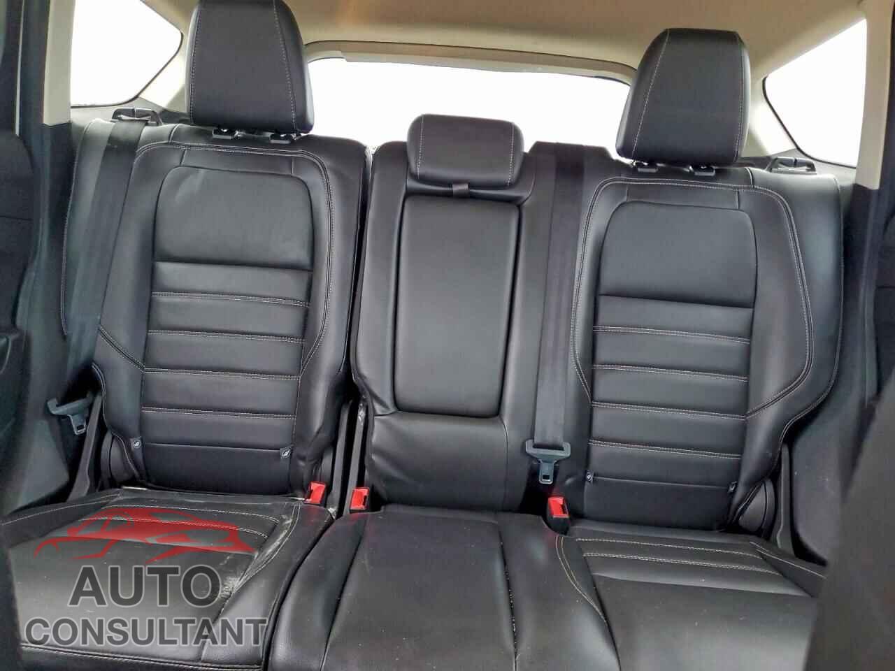 FORD ESCAPE 2017 - 1FMCU0JD4HUC43779