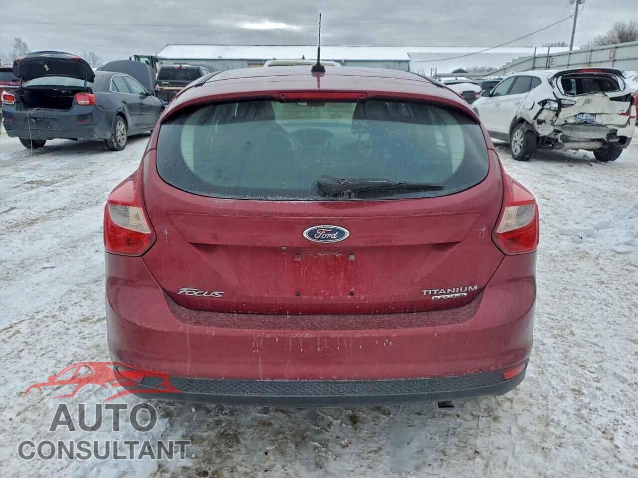 FORD FOCUS 2014 - 1FADP3N28EL137112