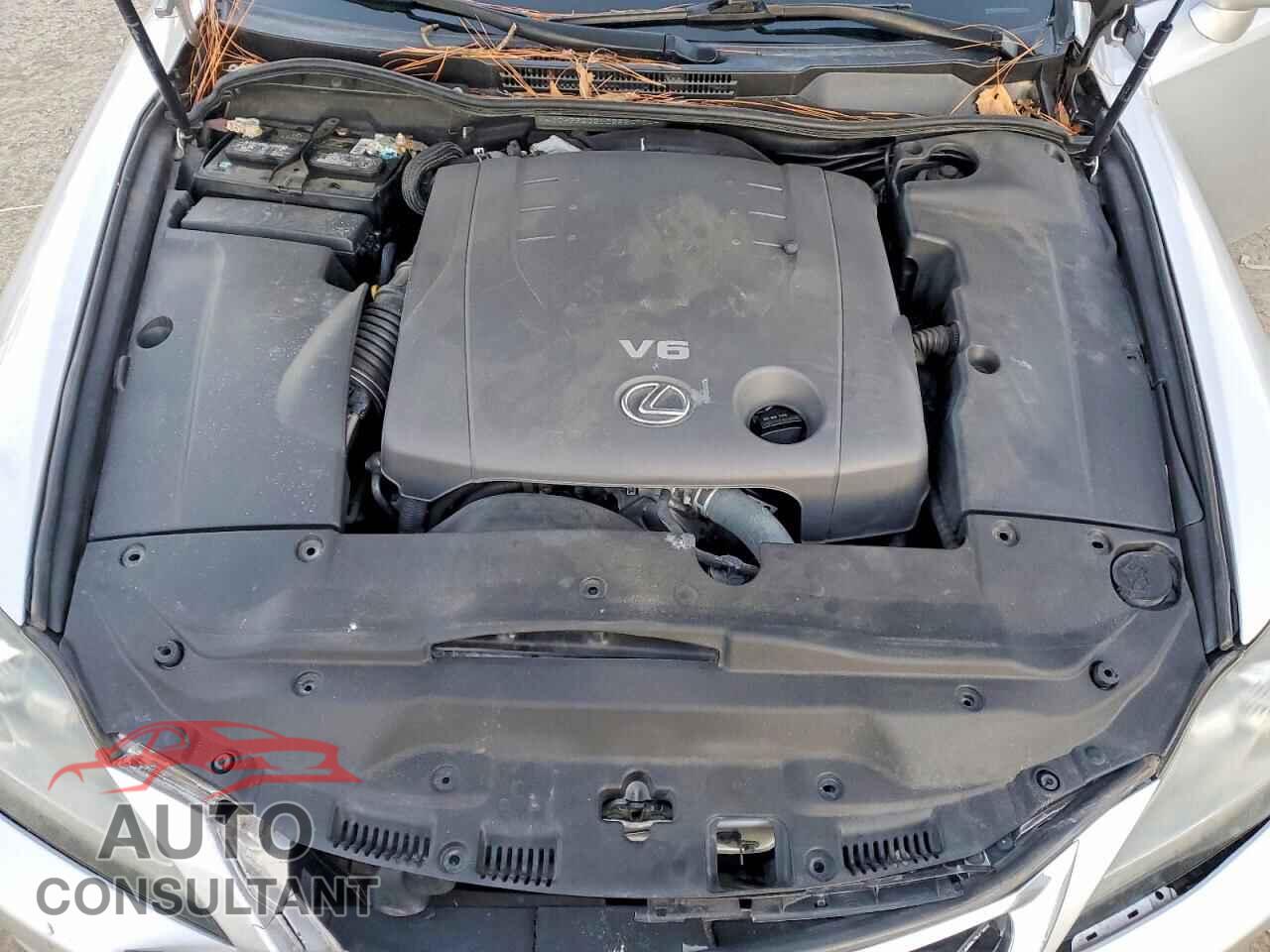 LEXUS IS 2012 - JTHFF2C21C2524704