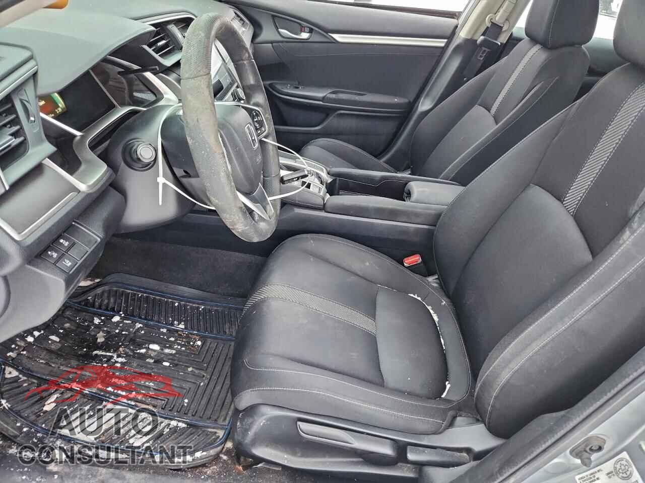 HONDA CIVIC 2017 - 2HGFC2F80HH005198