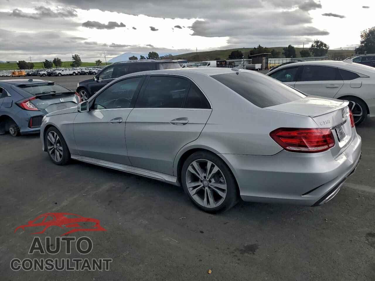 MERCEDES-BENZ E-CLASS 2014 - WDDHF5KB0EA798942